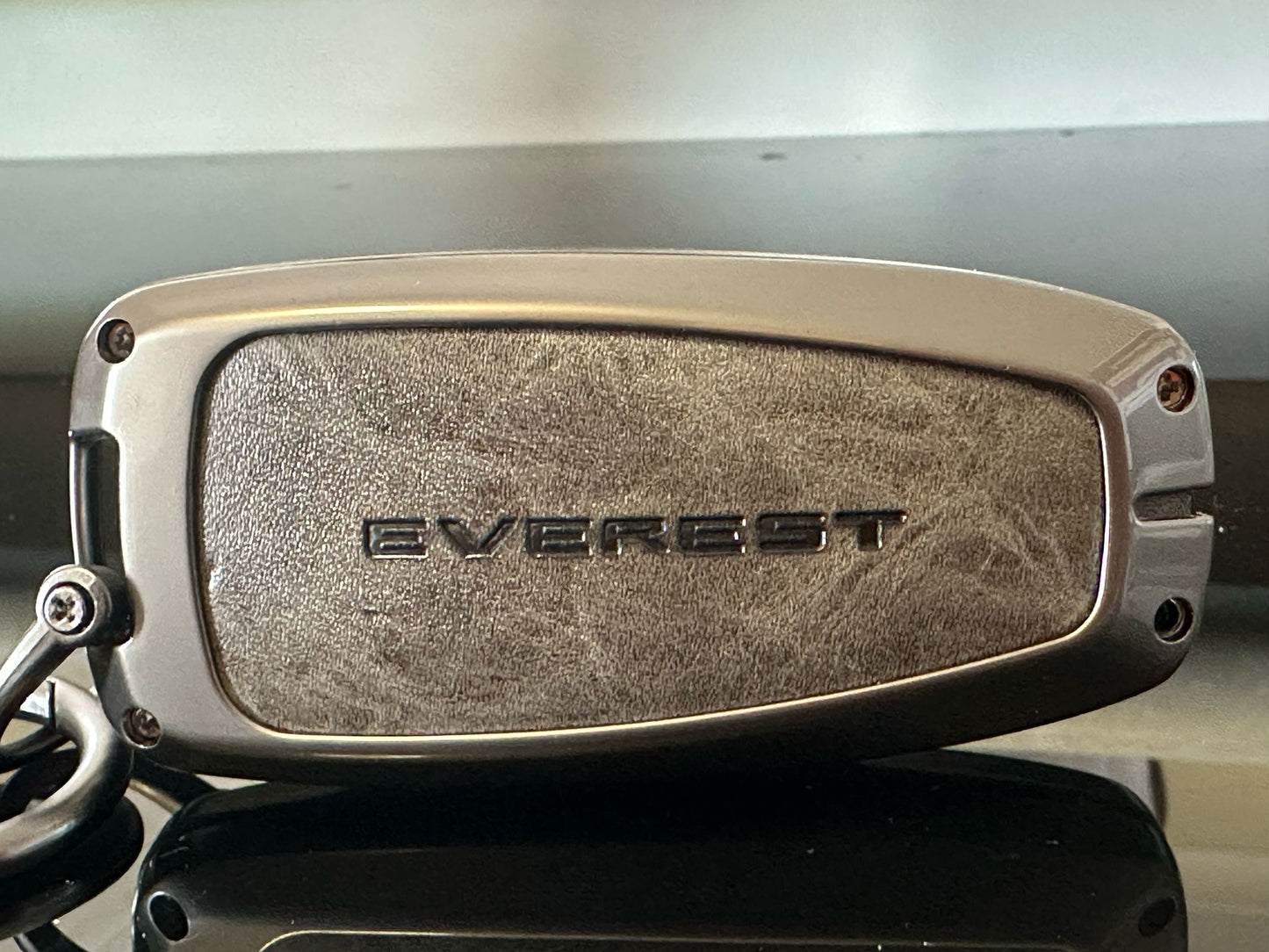 Next Gen Ford Everest - 360° Zinc Alloy Key Case
