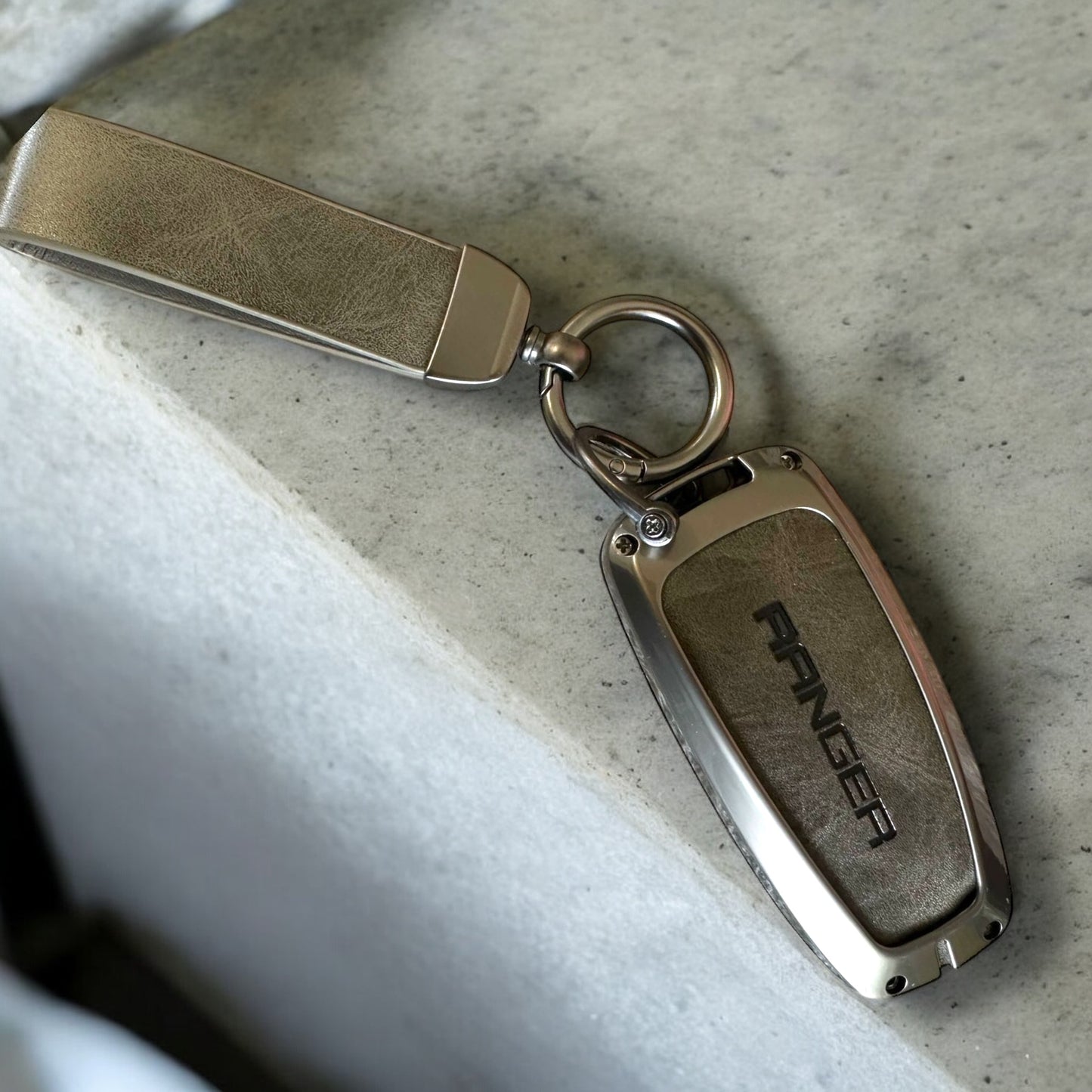 Next Gen Ford Ranger - 360° Zinc Alloy Key Case