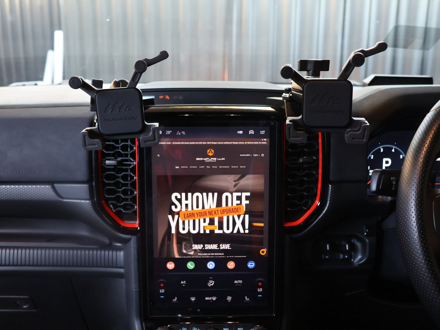 The Lux Hub – Heavy-Duty Central Control Mobile Phone Holder for Ford Next Generation 2022+