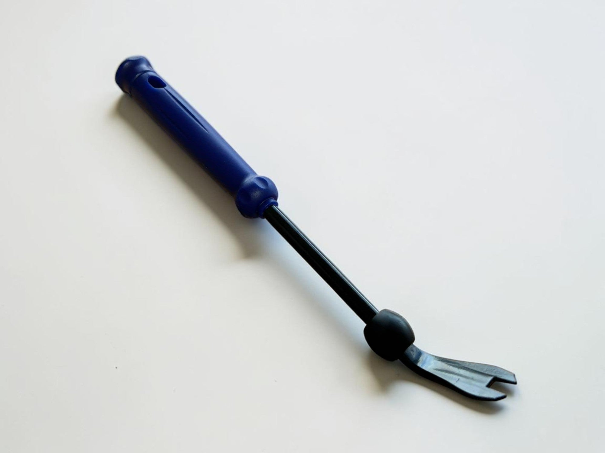 ProTrim Clip Remover Tool – Signature Lux