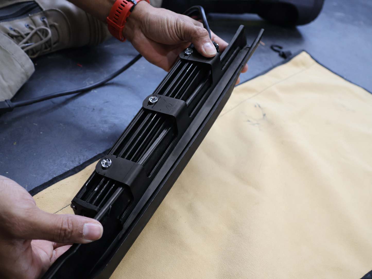 BlackVeil™ Twin 12” Stealth Bar Kit- suits Next Gen Ranger & Everest 2022+