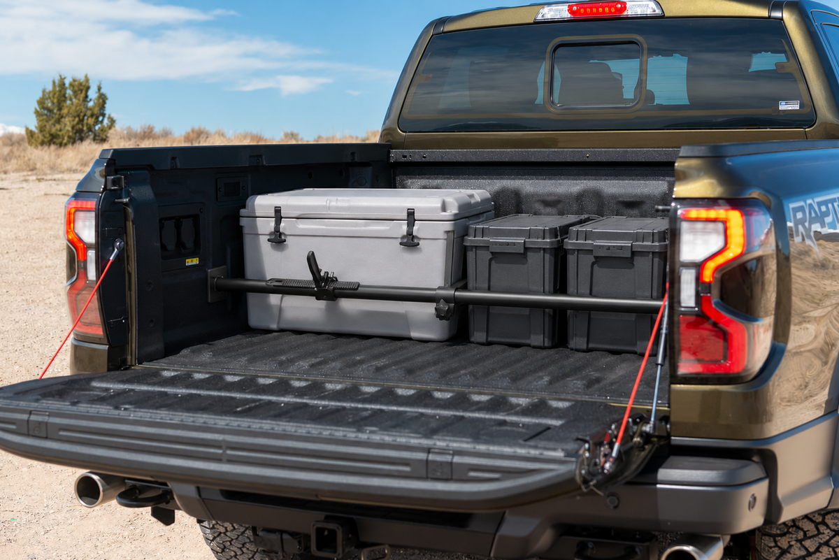 Adjustable Ratcheting Cargo Bar with Divider