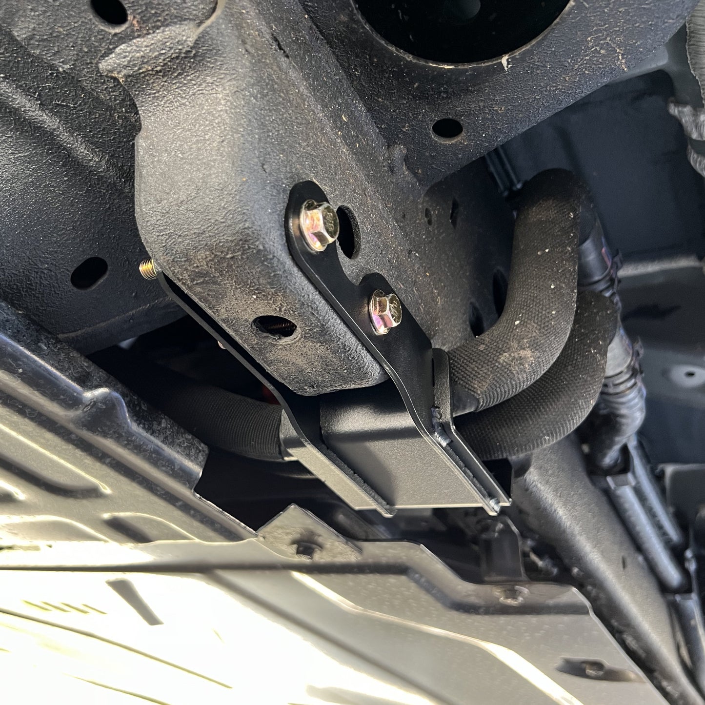 Underbody Coolant Hose Guard For BYD Shark 6