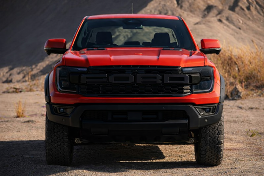 Película protectora para faros de próxima generación de Ford Ranger, Raptor y Everest 2022+: "Negro ahumado"